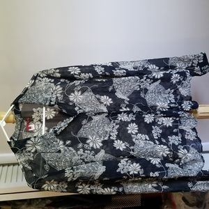 Tape measure blouse with matching camisole